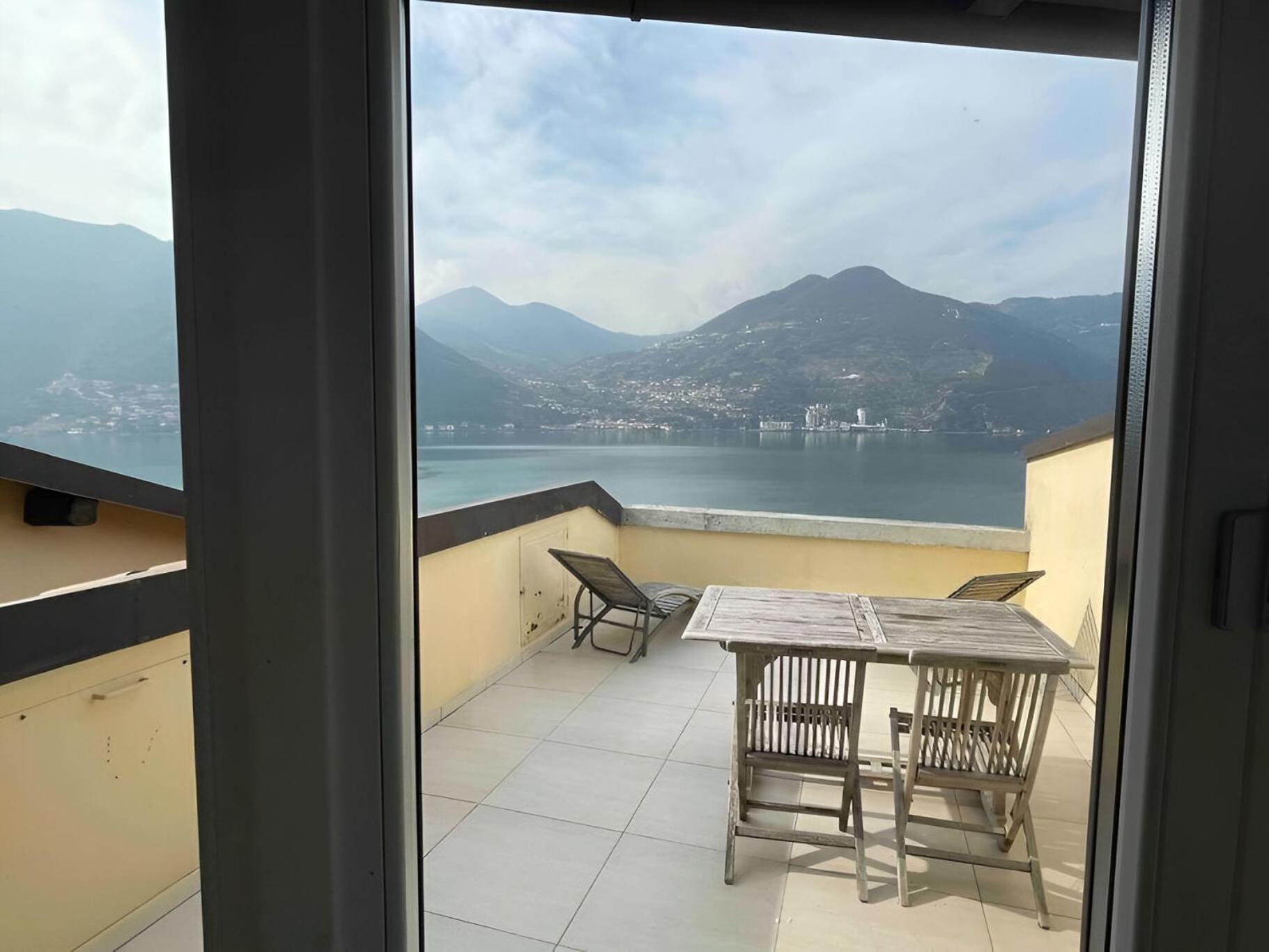 Casa Pg - Appartamento Vista Lago มอนเต อิโซลา ภายนอก รูปภาพ