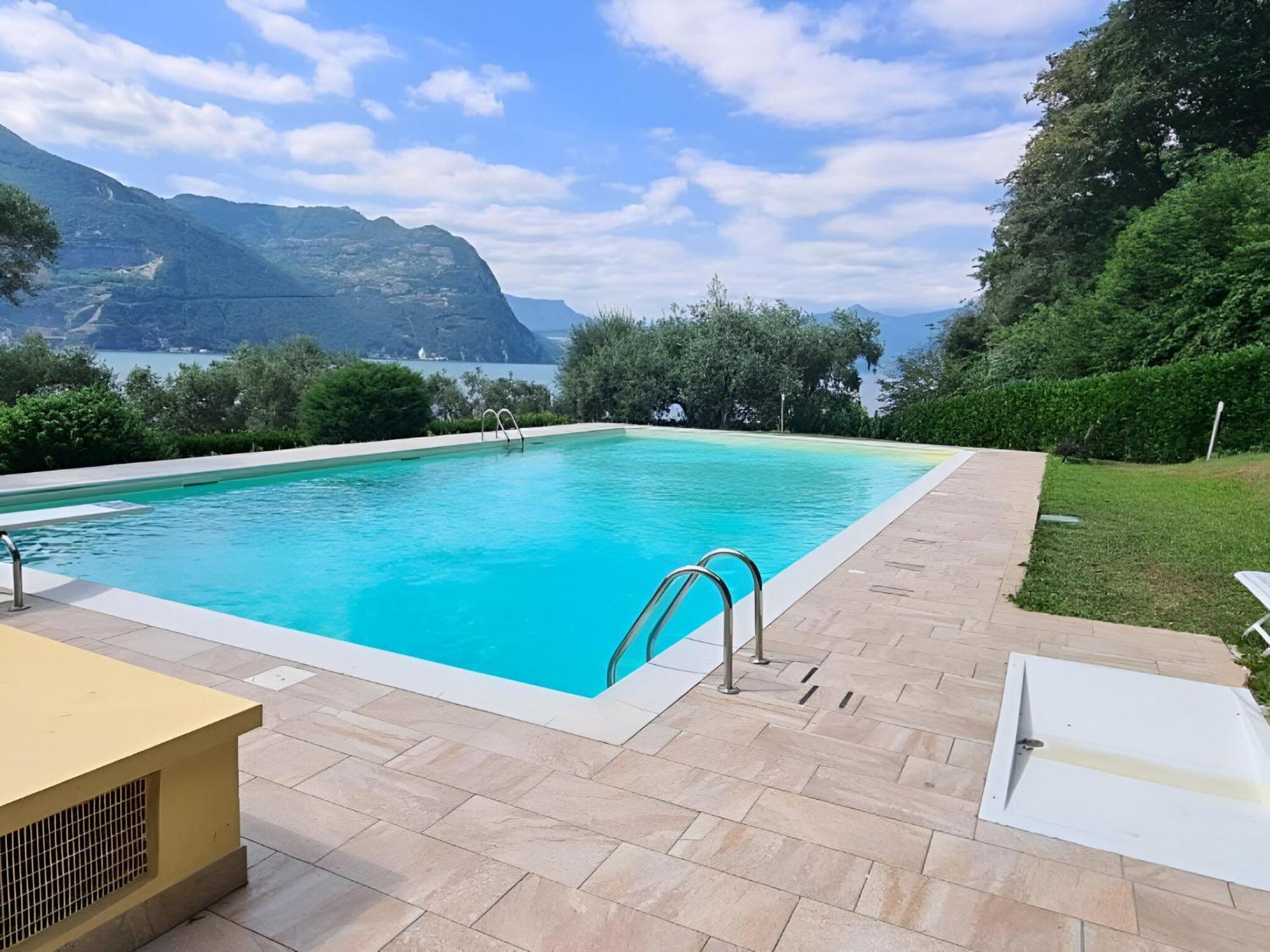 Casa Pg - Appartamento Vista Lago มอนเต อิโซลา ภายนอก รูปภาพ
